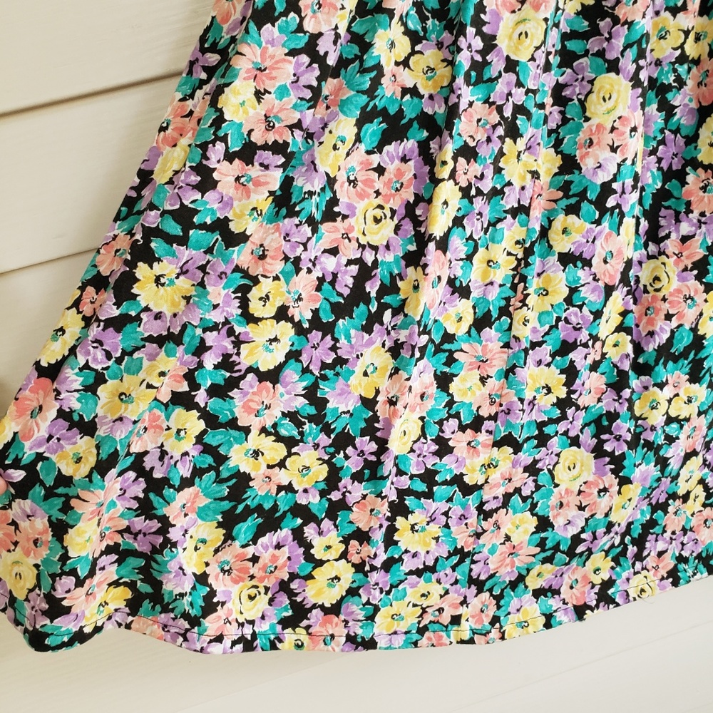 Vintage 80s Floral A-Line Skirt w/ side pockets - Picture 3 of 6